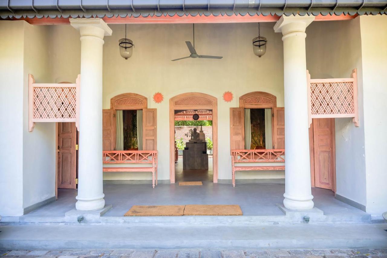 Villa Don Bastian Тангале Екстериор снимка